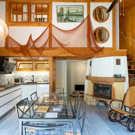 Patio Proche Holiday home *